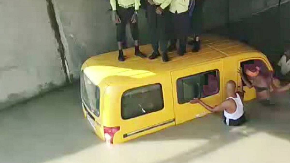 बारिश बनी मुसीबत