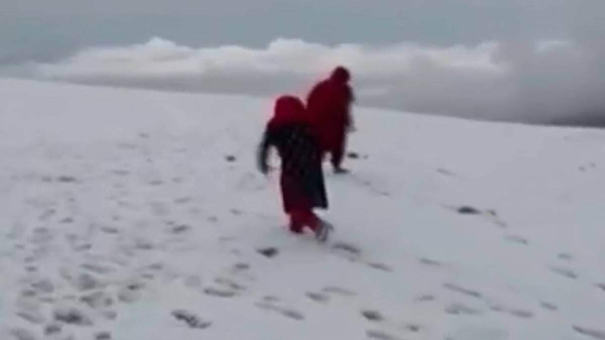 बर्फबारी