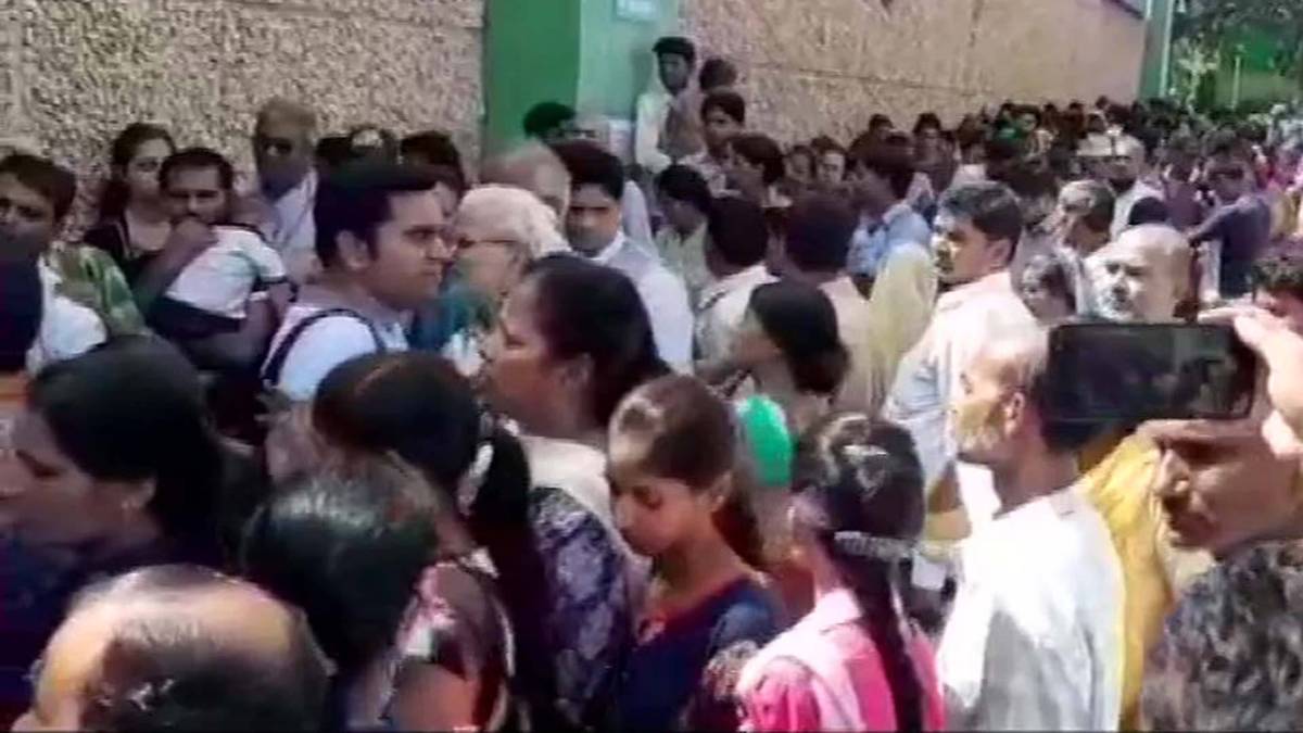 एम्स में मरीज