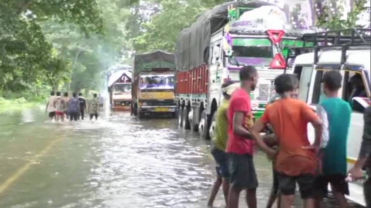 10 मिनट 50 खबरें