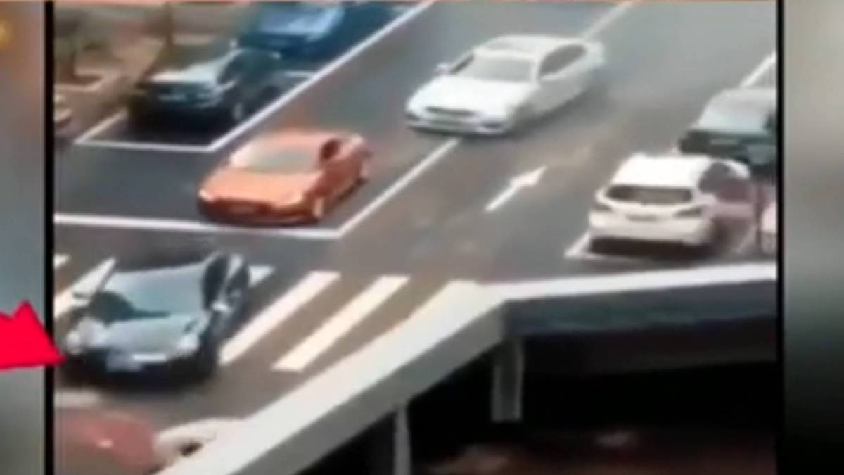 गायब हुई कारें