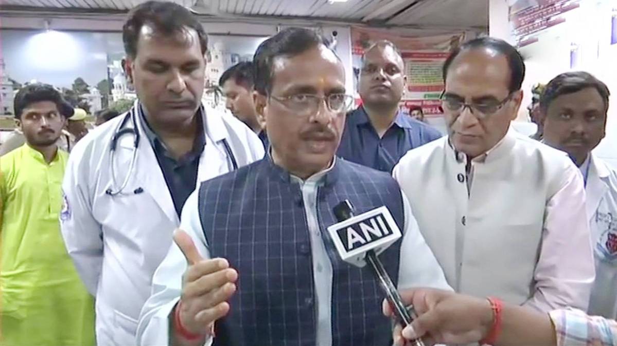 दिनेश शर्मा