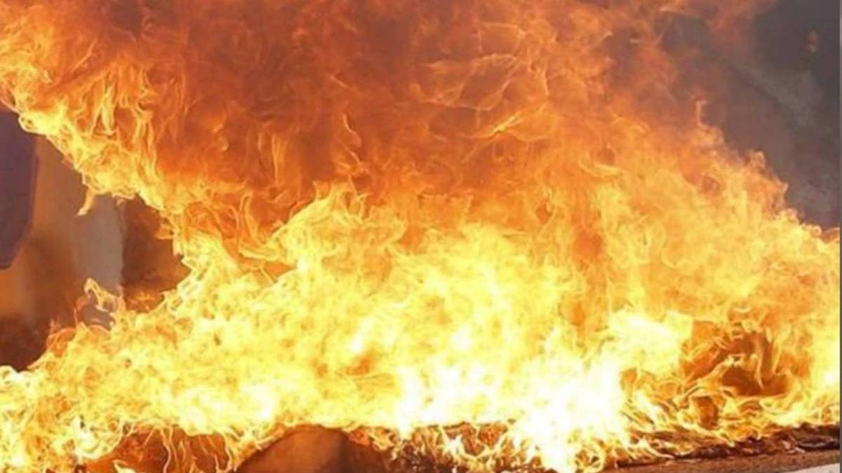 अस्पताल में लगी आग