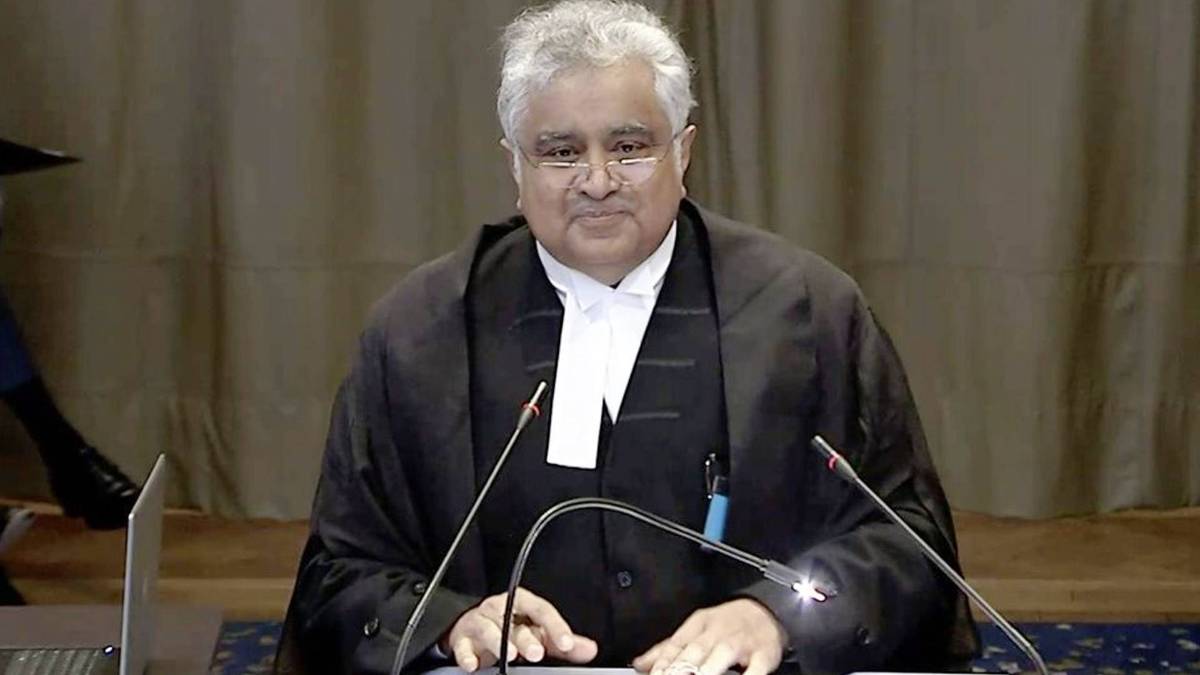 वकील हरीश साल्वे (Photo-@barandbench)