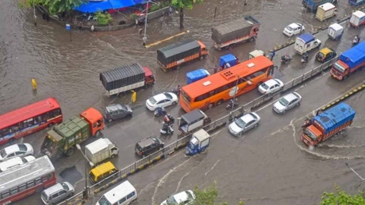 मुंबई में बारिश