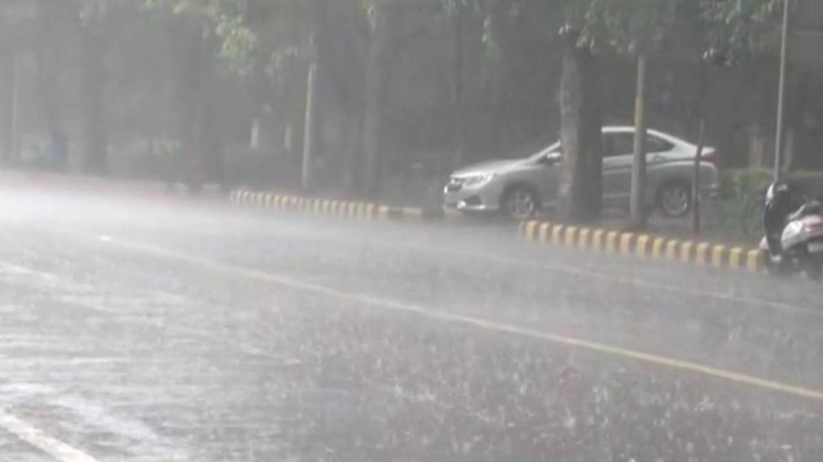 दिल्ली नॉनस्टॉप 100