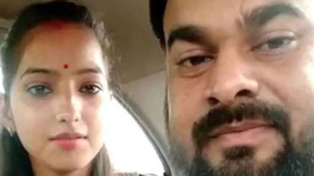 साक्षी से शादी सगाई किसी और से?