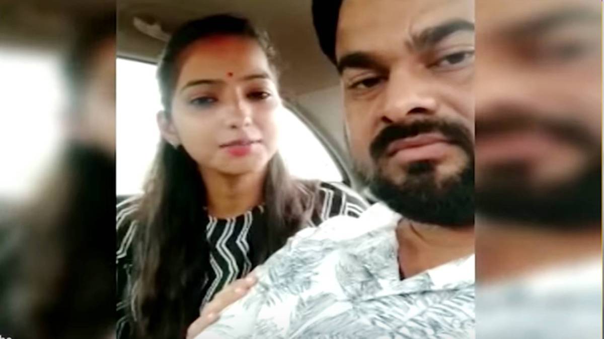 साक्षी बरेली से बीजेपी विधायक की बेटी हैं