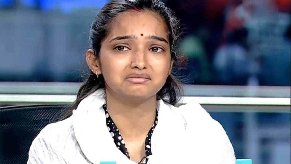 पिता से बात करते वक्त रो पड़ीं साक्षी