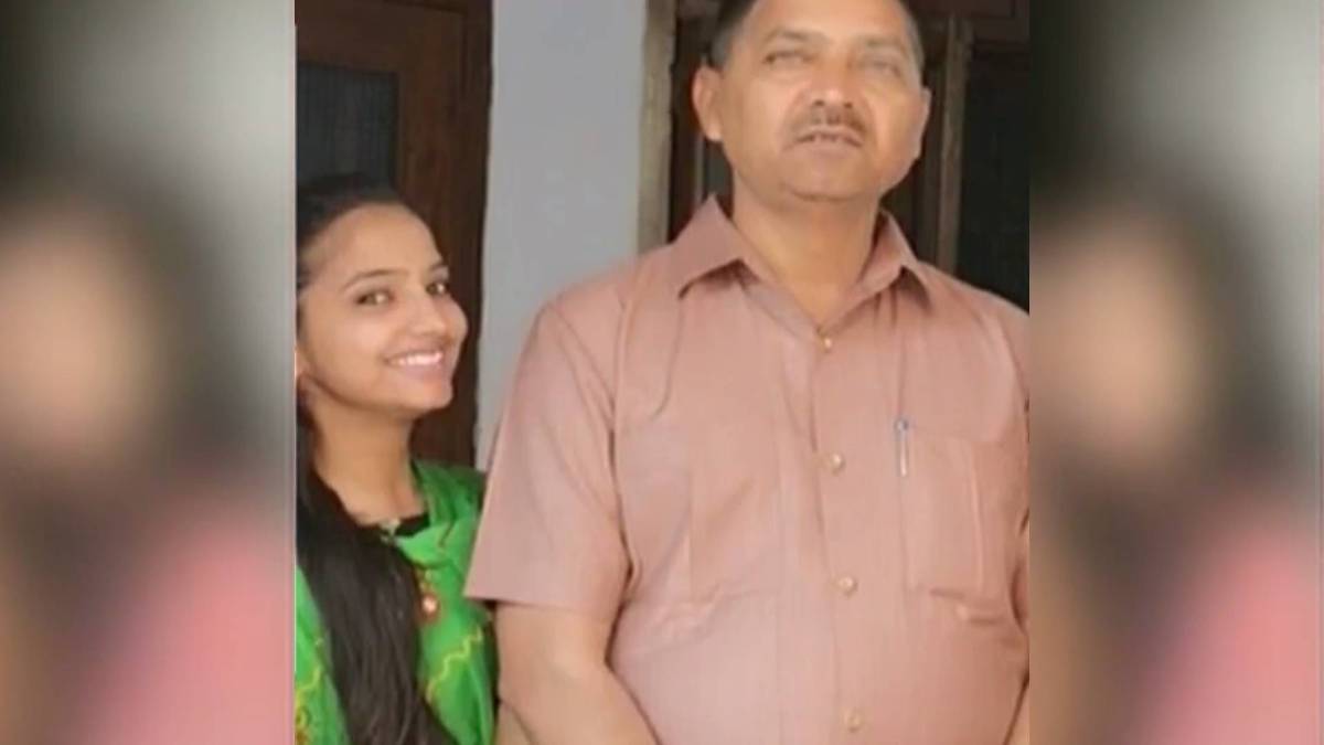 साक्षी बरेली से बीजेपी विधायक की बेटी हैं