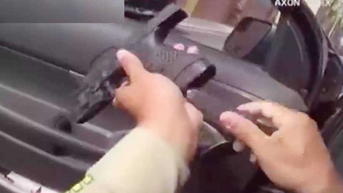 सब कैमरे पर रिकॉर्ड हो रहा था.