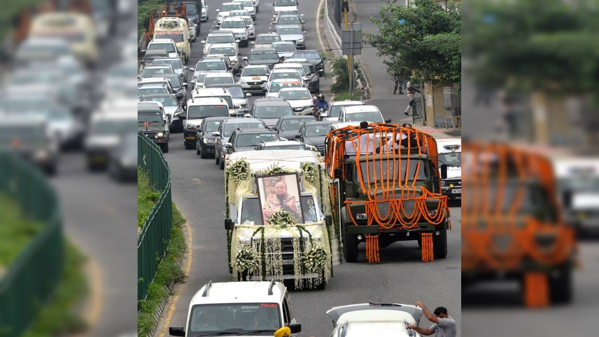 अरुण जेटली की अंतिम यात्रा