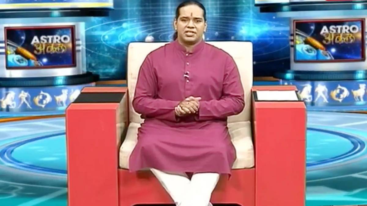 एस्ट्रो अंकल शिरोमणि सचिन के साथ