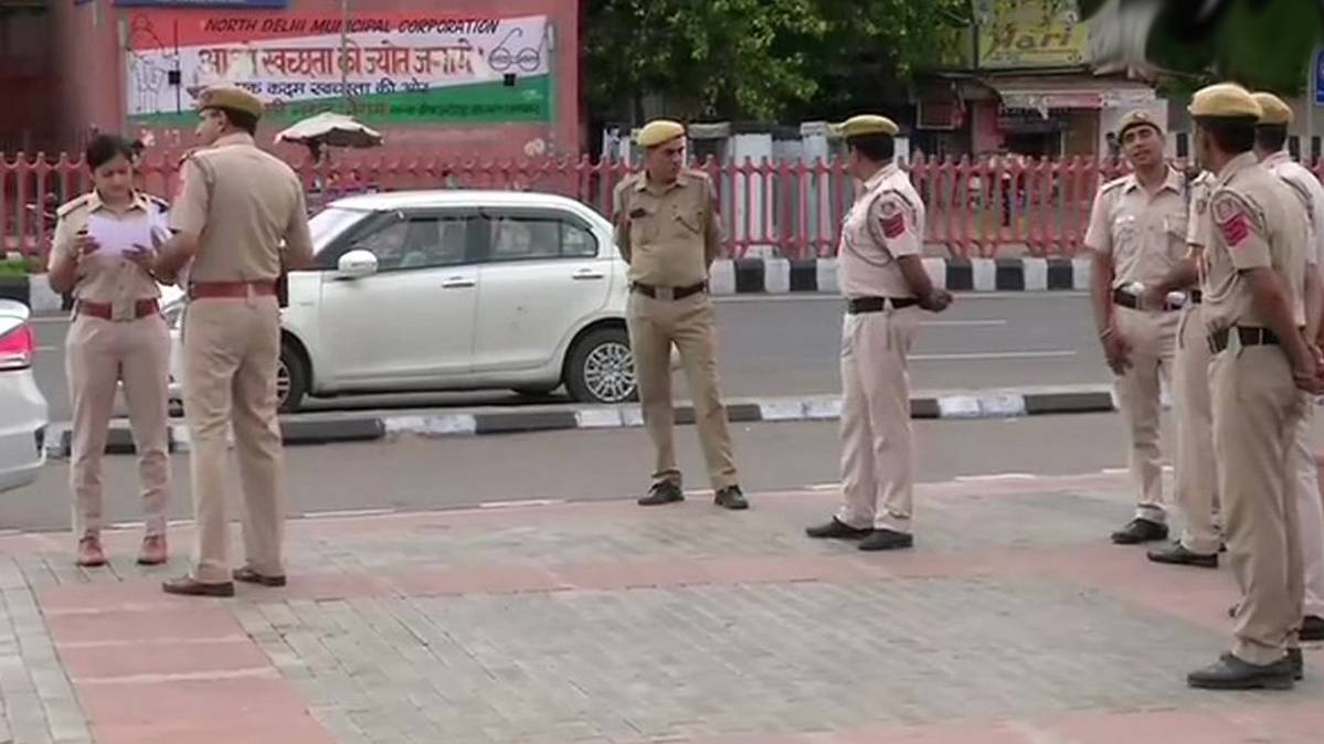 राजधानी दिल्‍ली में बढ़ाई गई सुरक्षा(फोटो-ANI)