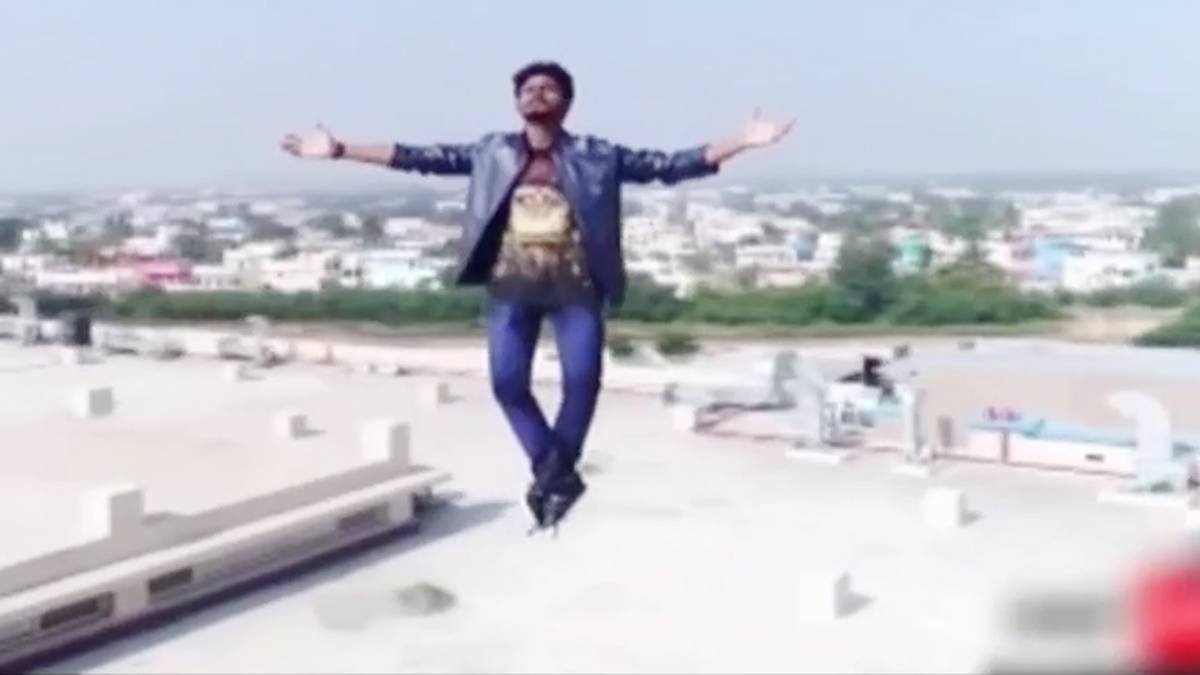 सोशल मीडिया पर वायरल वीडियो