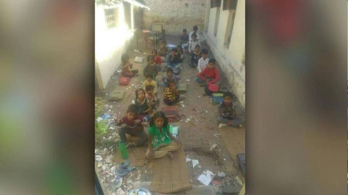 सोशल मीडिया पर वायरल तस्वीर