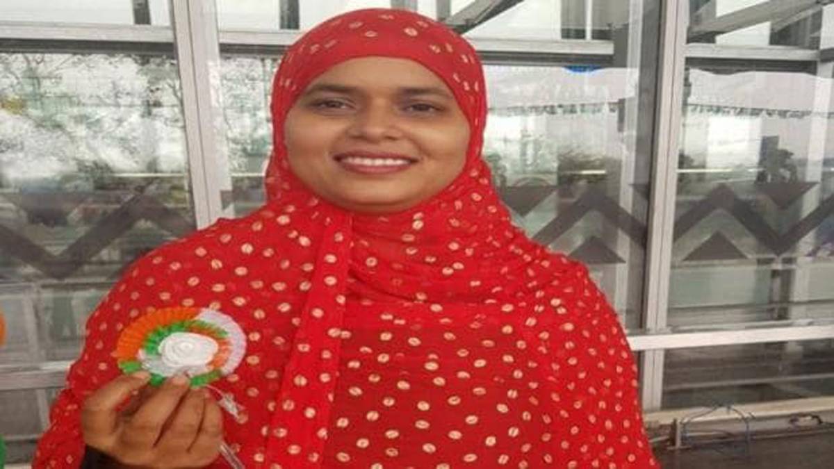 इशरत जहां PM मोदी को बांधेंगी राखी