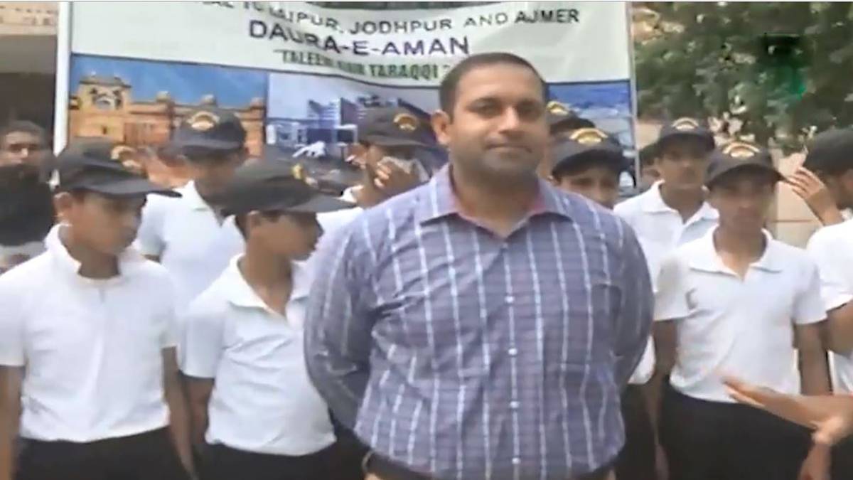 घाटी के लोगों का दिल जीतने में लगी सेना