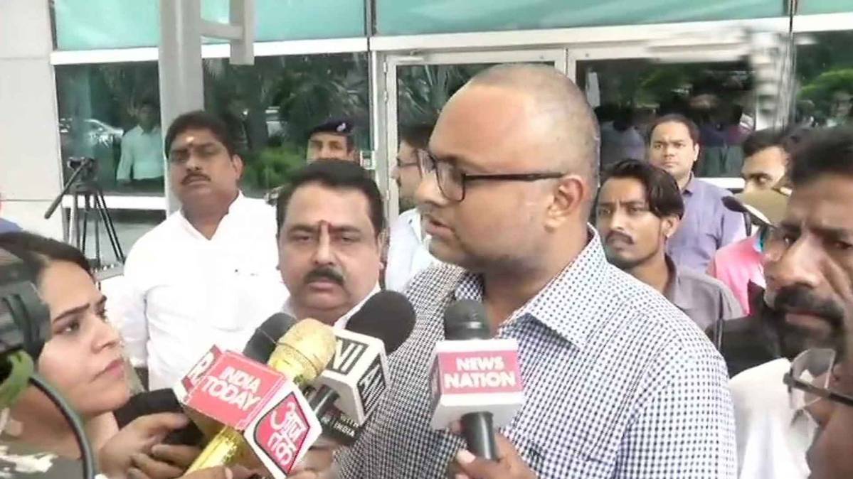 पी चिदंबरम के बेटे कार्ति चिदंबरम (फाइल फोटो-ANI)