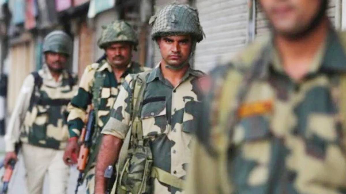 कश्मीर में हालात अब सामान्य(फोटो-एपी)