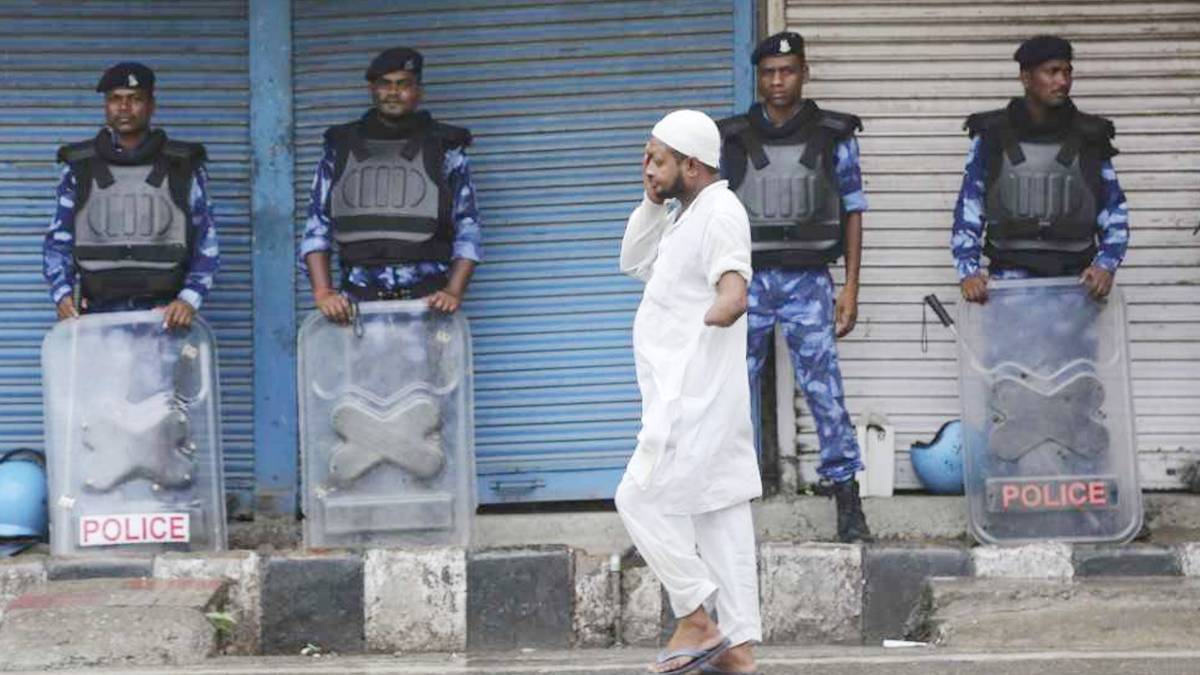 कश्मीर में हालात अब सामान्य(फोटो-AP)