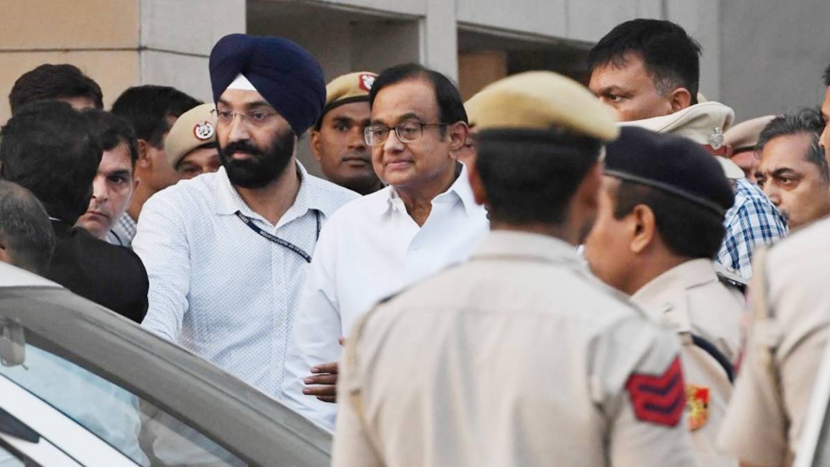 CBI की कस्टडी में चिदंबरम