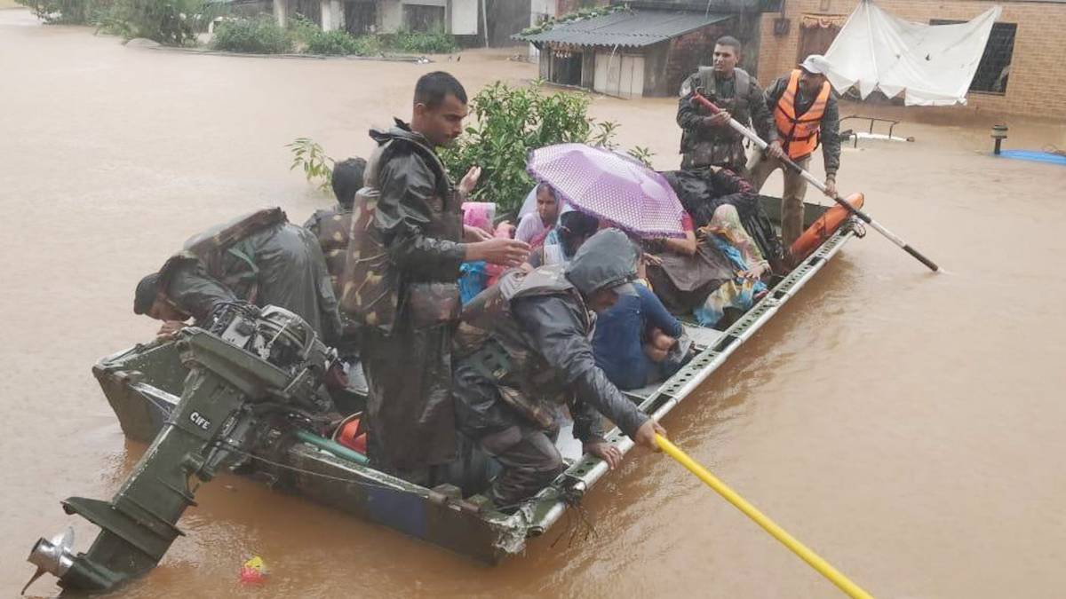 महाराष्ट्र में बाढ़(फोटो-ANI)