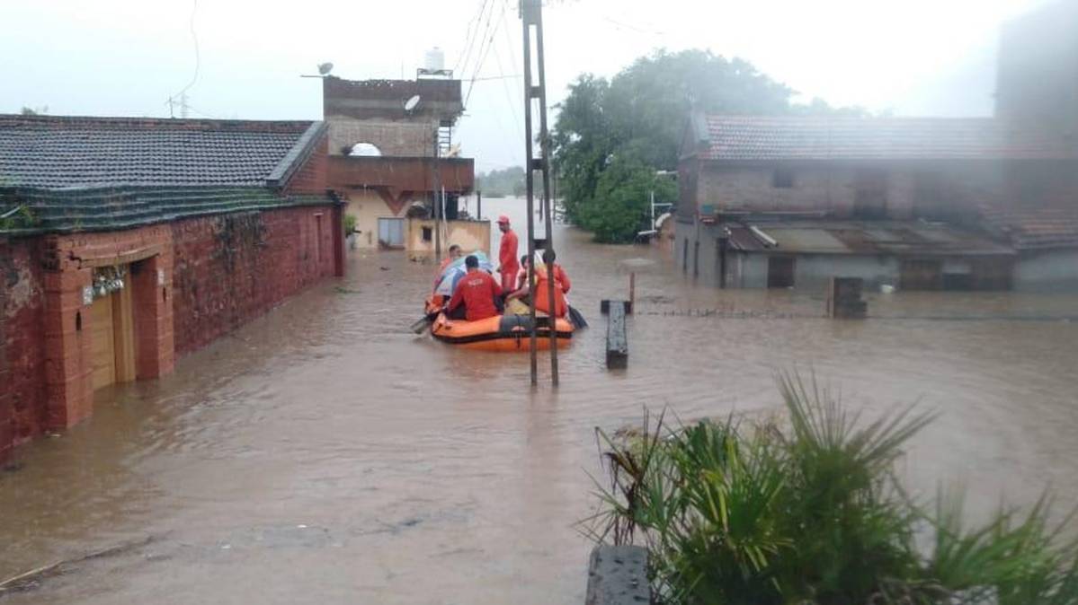 महाराष्ट्र में बाढ़ (फाइल फोटो-ANI)