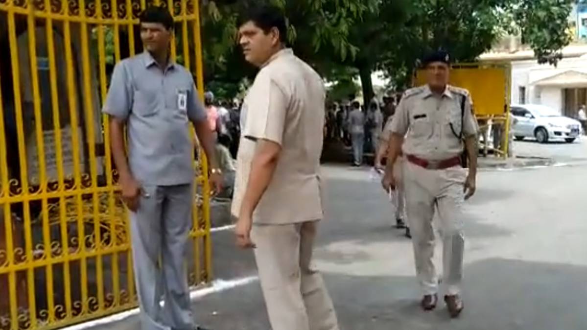 लोधी रोड श्मशान घाट की सुरक्षा बढ़ाई गई