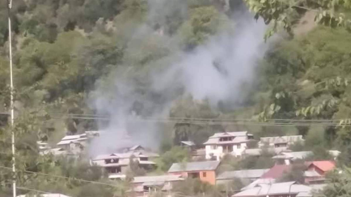 LoC पर तनाव