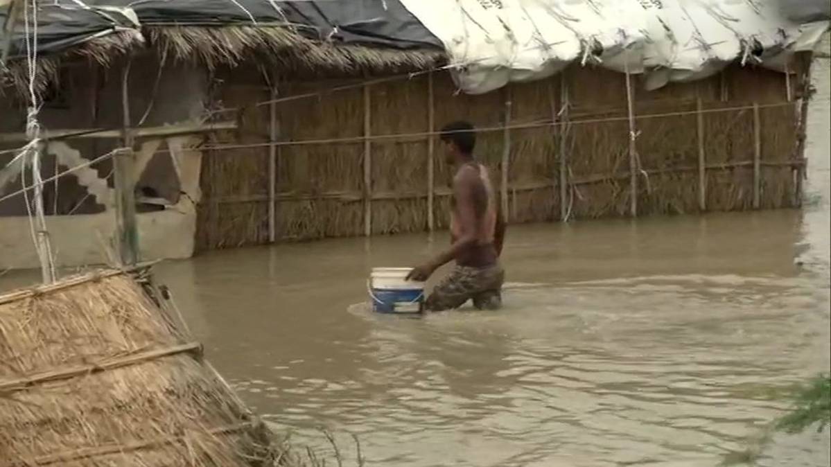 दिल्ली में बढ़ा यमुना का जलस्‍तर(फोटो-ANI)