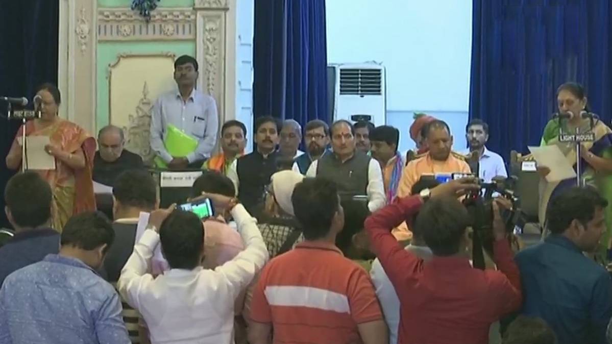 10 मिनट 50 खबरें