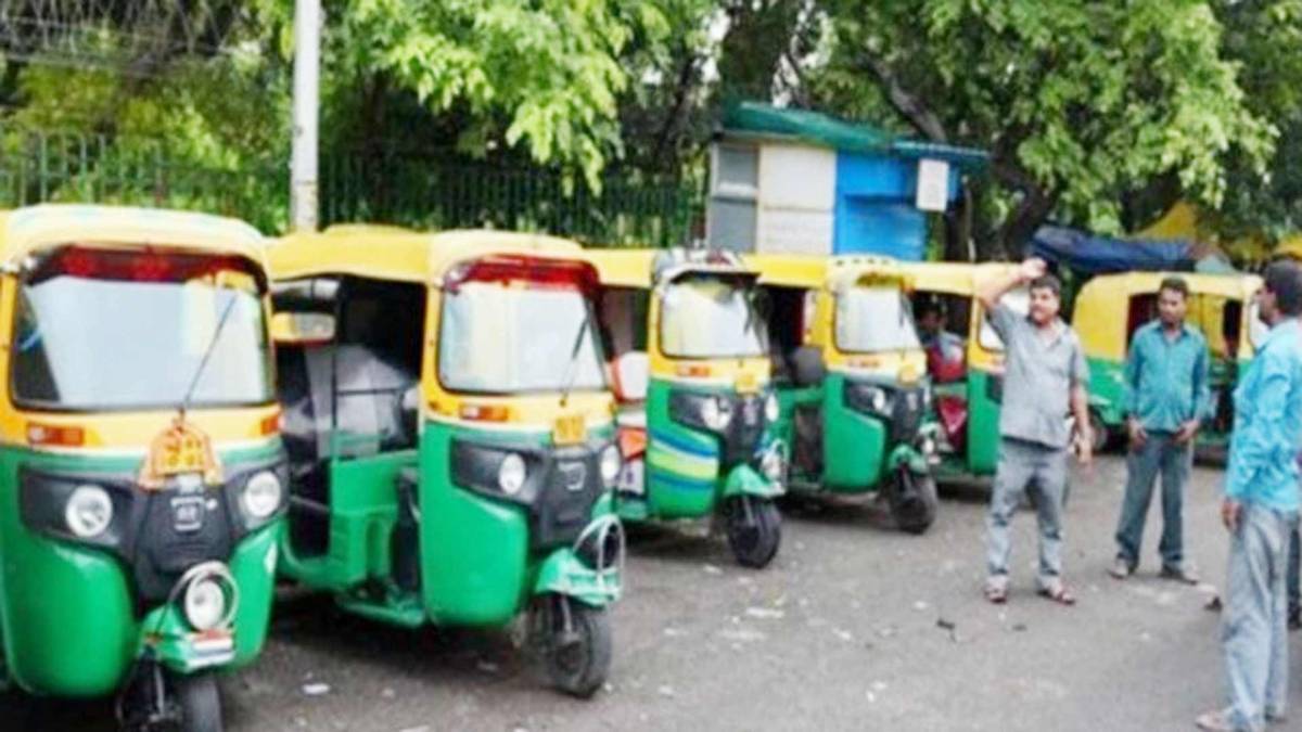 दिल्ली-NCR में ट्रांसपोर्टर्स की हड़ताल