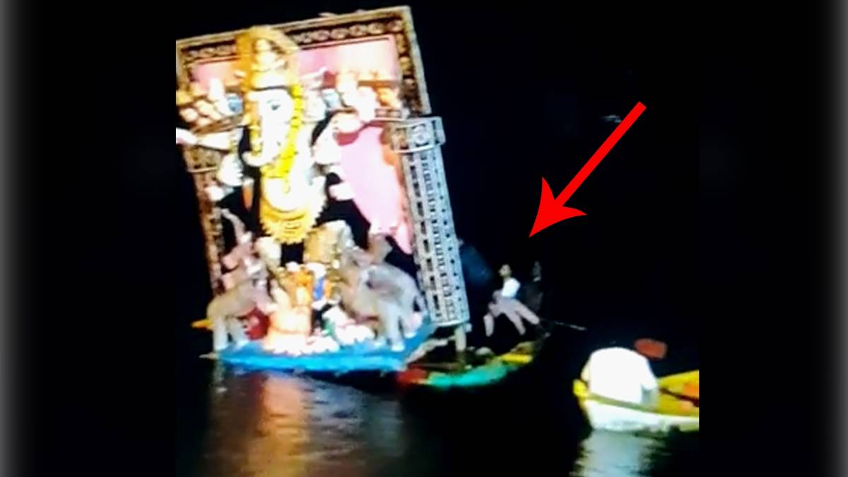 आस्था के महोत्सव में मौत की दस्तक