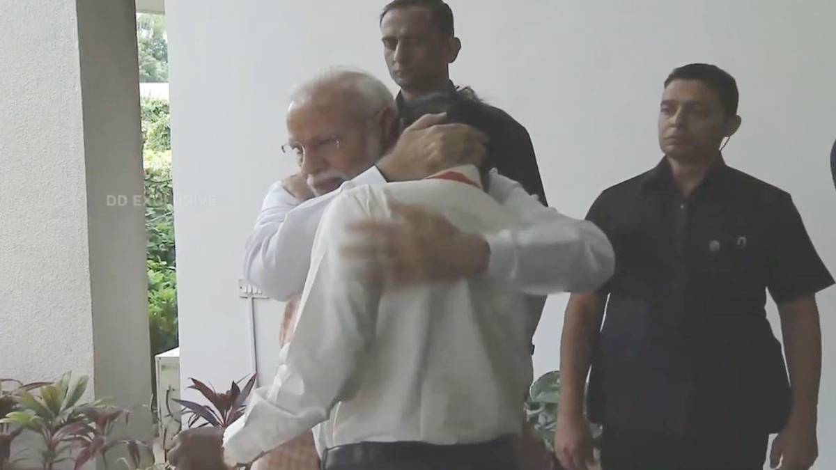 भावुक हुए ISRO चीफ