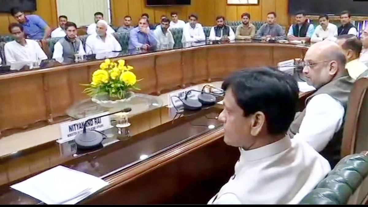 गृहमंत्री अमित शाह से मिला जम्मू-कश्मीर का प्रतिनिधिमंडल (फोटो ANI)