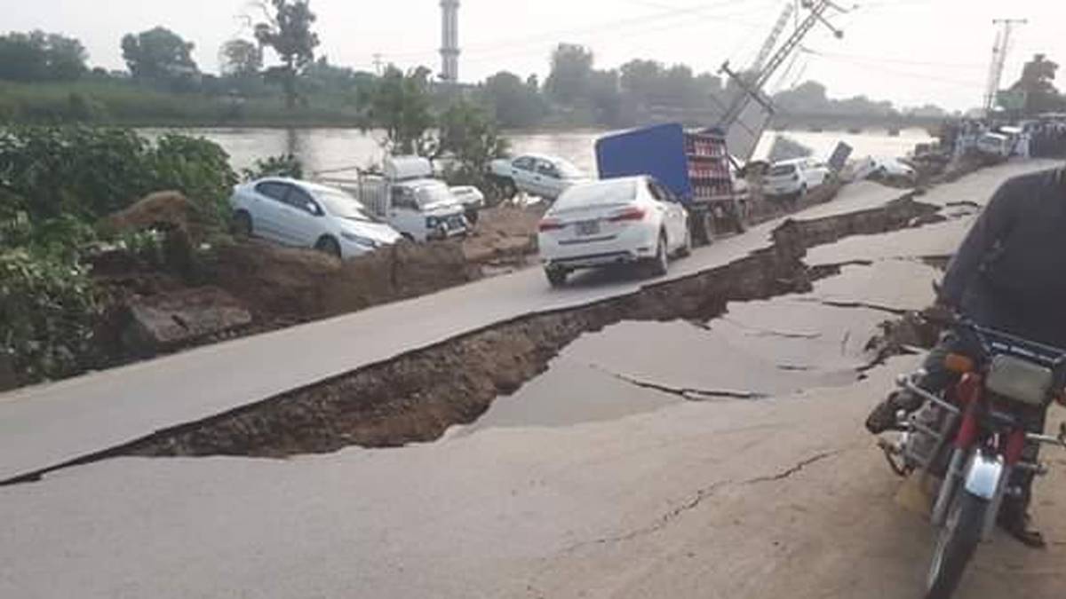 इस भूकंप से पाकिस्तान कांप गया