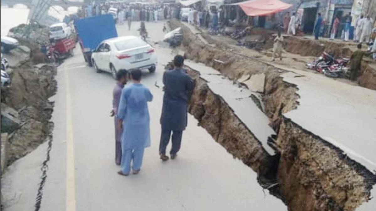 पीओके में भूकंप से भारी तबाही हुई है