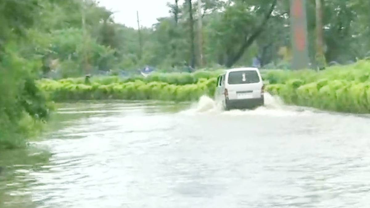 100 शहर 100 खबर