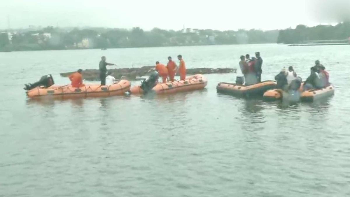 मध्य प्रदेश में बाढ़ का कहर (PHOTO ANI)