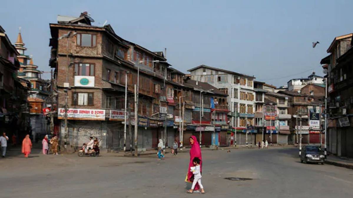 जम्मू कश्मीर के हालात में सुधार (File Photo/Reuters)