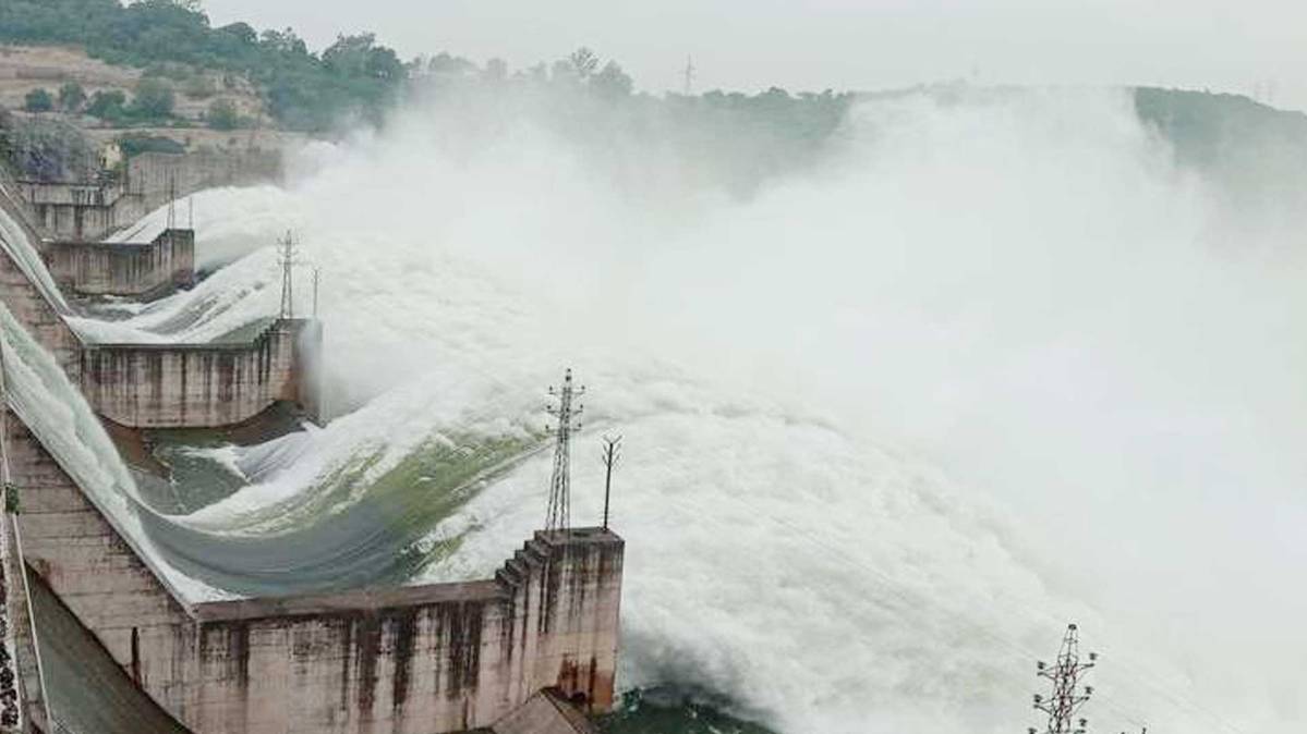 कोटा में डैम के सभी 19 गेट खोले गए