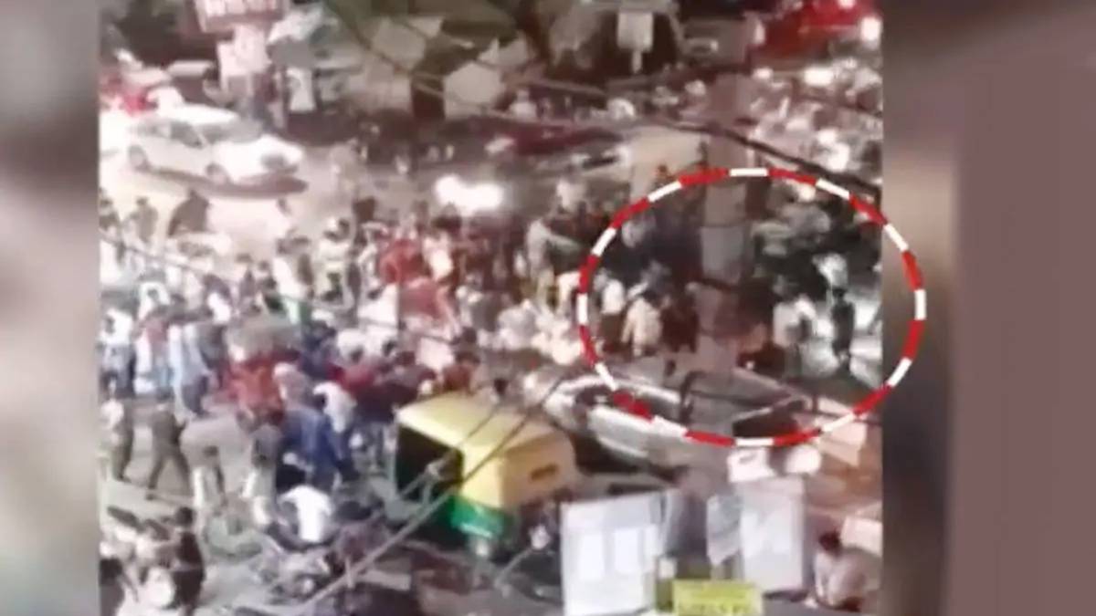 घटना दिल्ली के मॉडल टाउन की गुप्ता कॉलोनी की