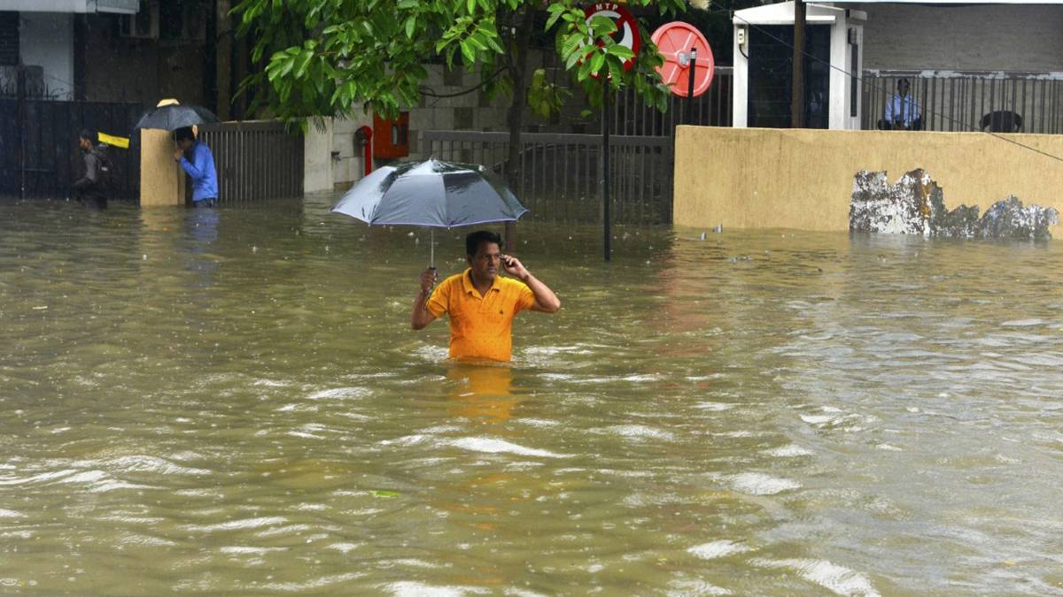 पानी पानी हुई मायानगरी