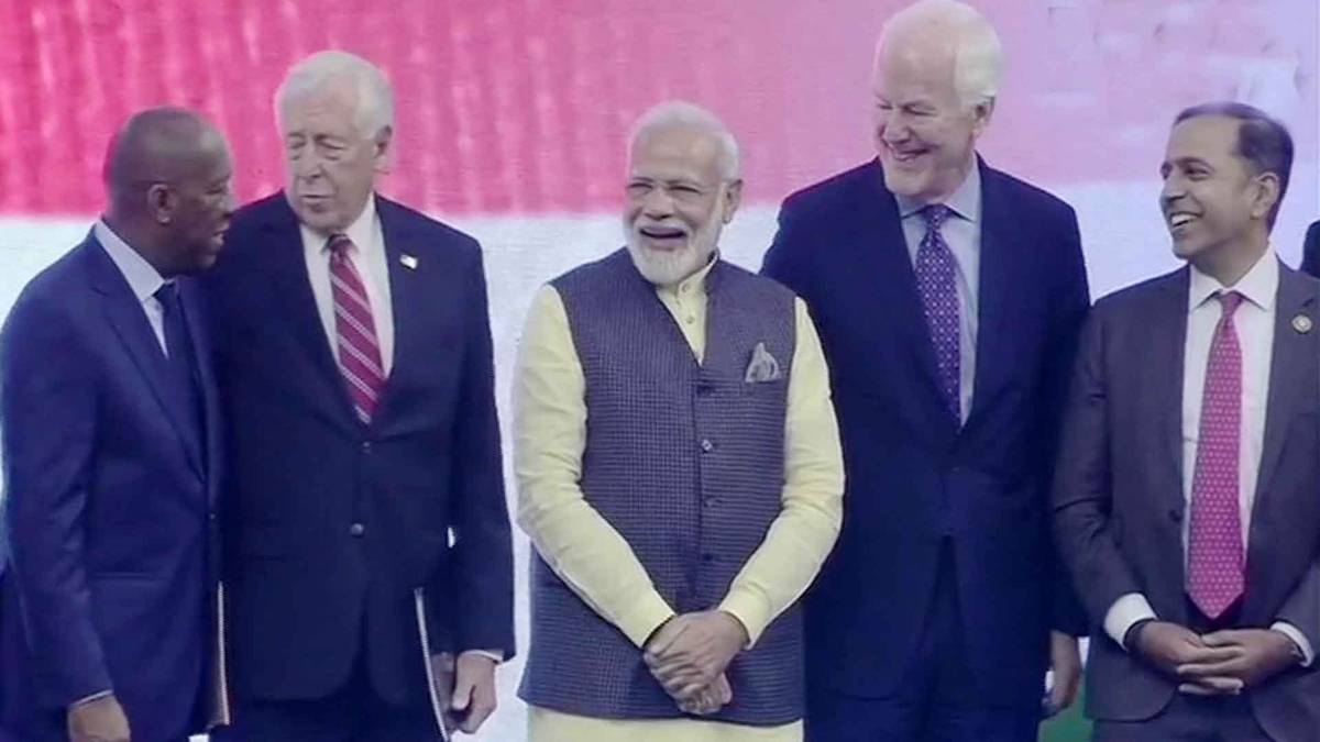 Howdy Modi में PM की धमाकेदार एंट्री (फोटो-ANI)