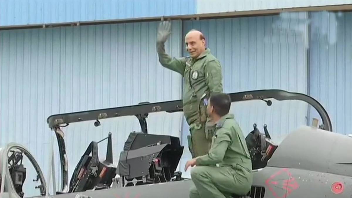 रक्षा मंत्री राजनाथ सिंह (फोटो-ANI)