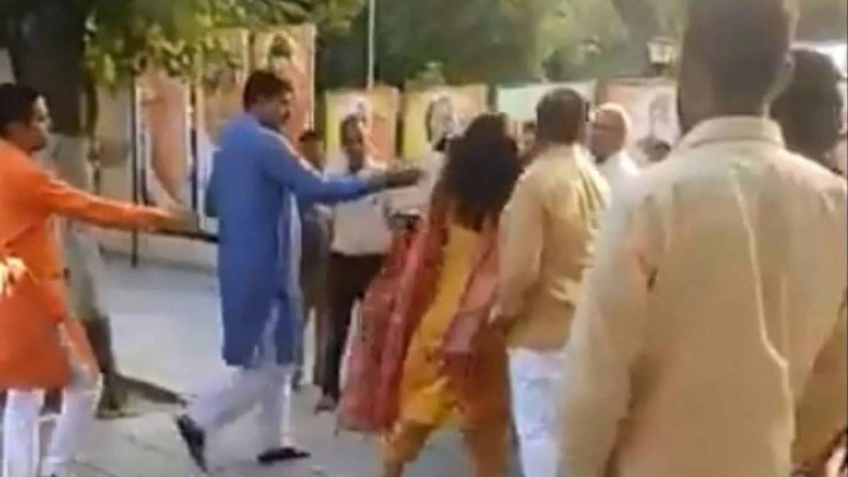 दिल्ली की पूर्व मेयर ने पति पर लगाया थप्पड़ मारने का आरोप