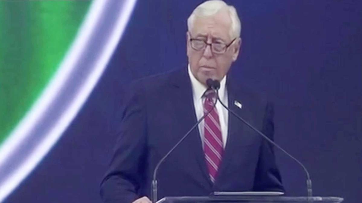 मेजॉरिटी लीडर स्टेनी एच होयर