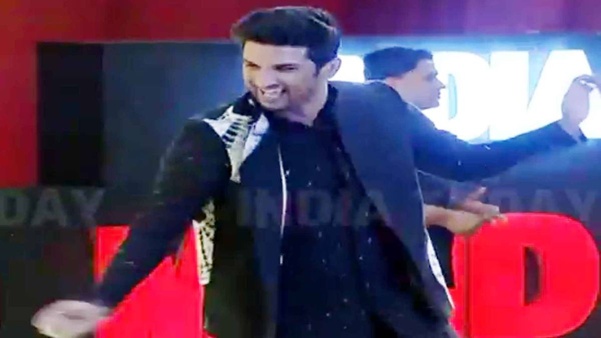 माइंडरॉक्स कार्यक्रम में सुशांत सिंह राजपूत ने किया भांगड़ा