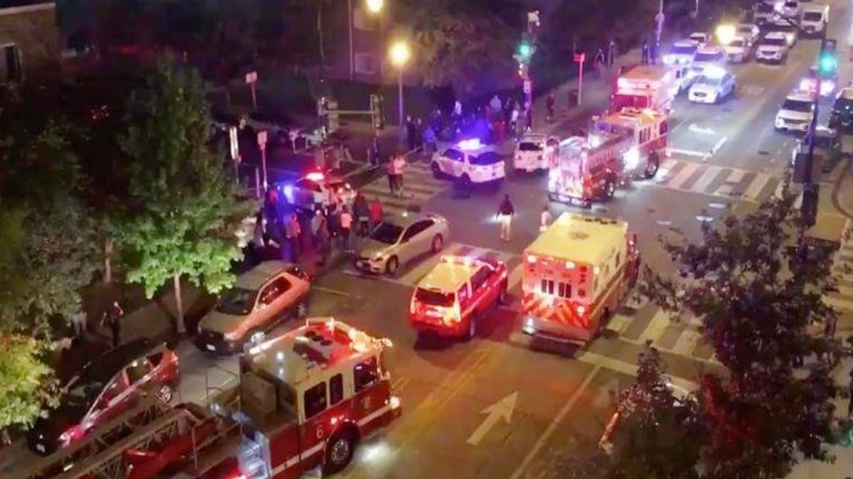 वॉशिंगटन में फायरिंग (फोटो: रॉयटर्स)